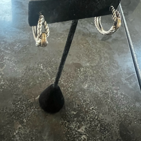 David Yurman Crossover Hoop Earrings in Silver with 18k gold - Picture 1 of 6
